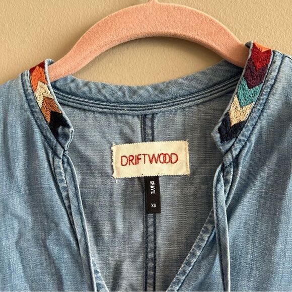 ✨ Driftwood Shaye Chambray Dress Embroidered Blue XS - Picture 3 of 11
